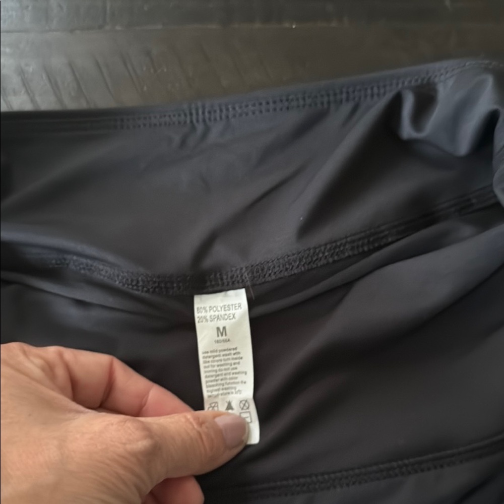 Black Tennis Skirt with Pleats - Picture 4 of 7